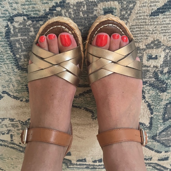 Sam Edelman Gold and Tan Platform Sandals - Picture 9 of 10